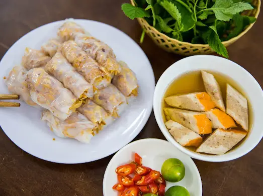 Hình ảnh Bánh cuốn nhân hành chả quế 
