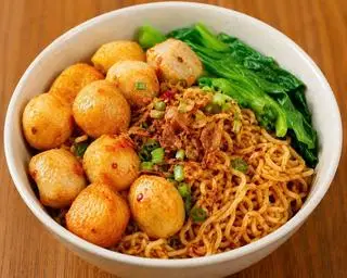 Hình ảnh Mì Trộn Indomie Cá Viên Chiên