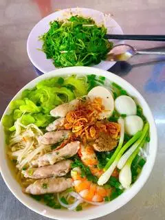 Hình ảnh Bún nấm cá thác lác đặc biệt