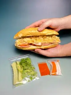 Hình ảnh Bánh mì Sài Gòn đặc biệt
