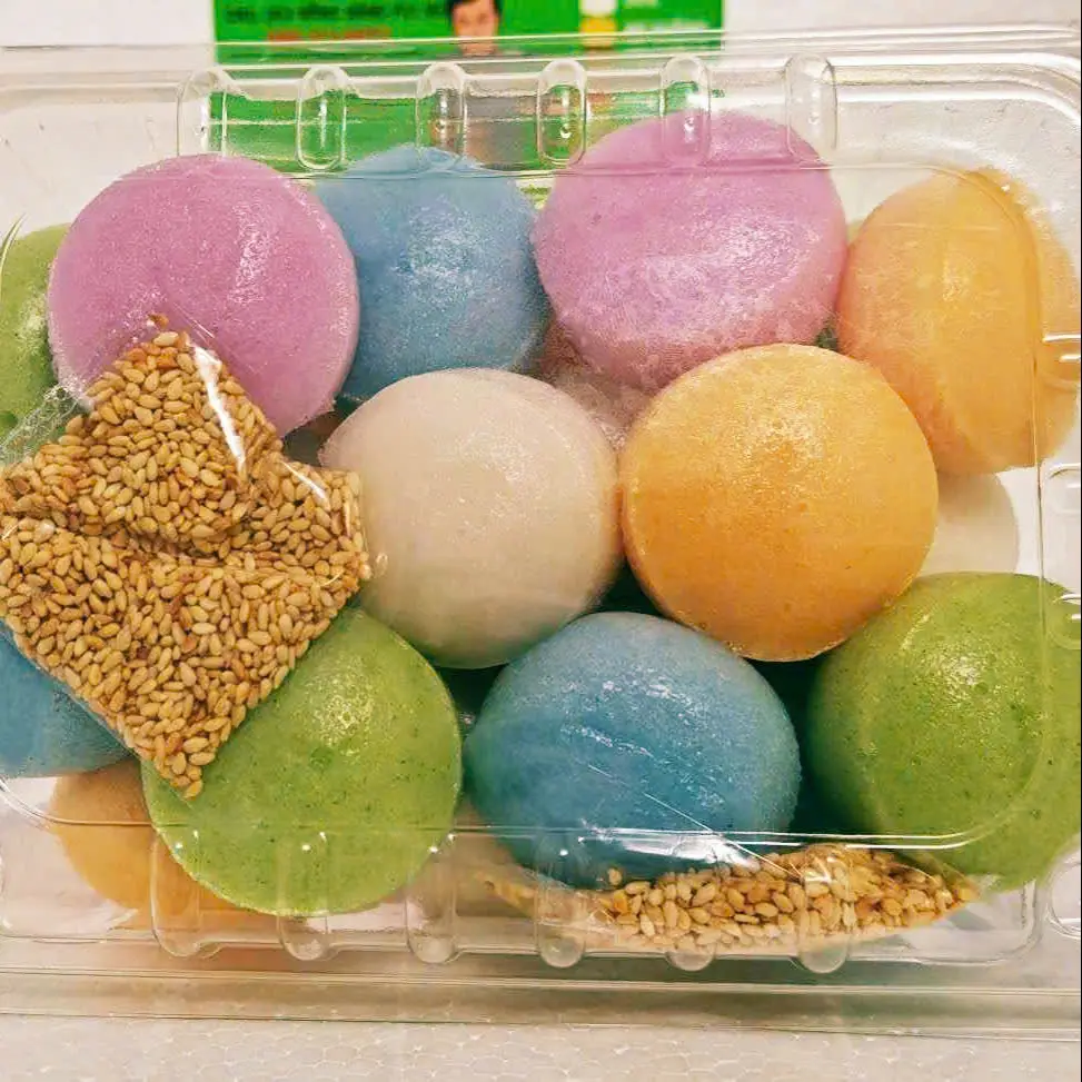 Hình ảnh Bánh Bò Tứ Sắc 500gr (kèm muối mè)
