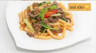 Hình ảnh Nui xào bò 