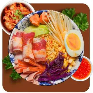 Hình ảnh Mì Cay Bò Cuộn Nấm → áp voucher • còn 52k