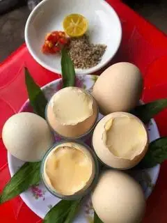 Hình ảnh Trứng gà vữa nước 