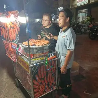 Hình ảnh Lạp xưởng nướng đá - 1 cây