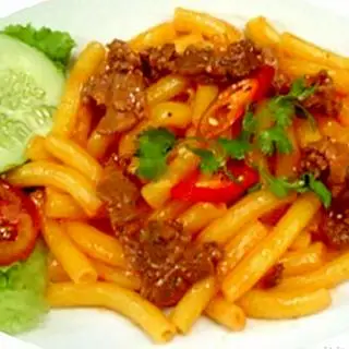Hình ảnh Nui xào trứng thịt bò