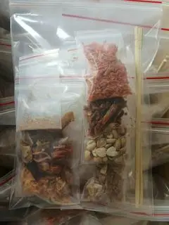 Hình ảnh Bánh tráng trộn full topping