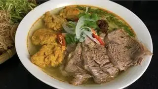 Hình ảnh bún bò tái nạm 