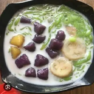 Hình ảnh chè thái khoai dẻo 