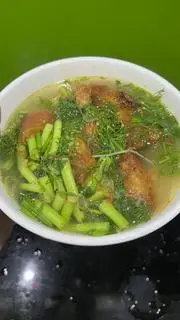 Hình ảnh bún riêu cá - nhiều cá 