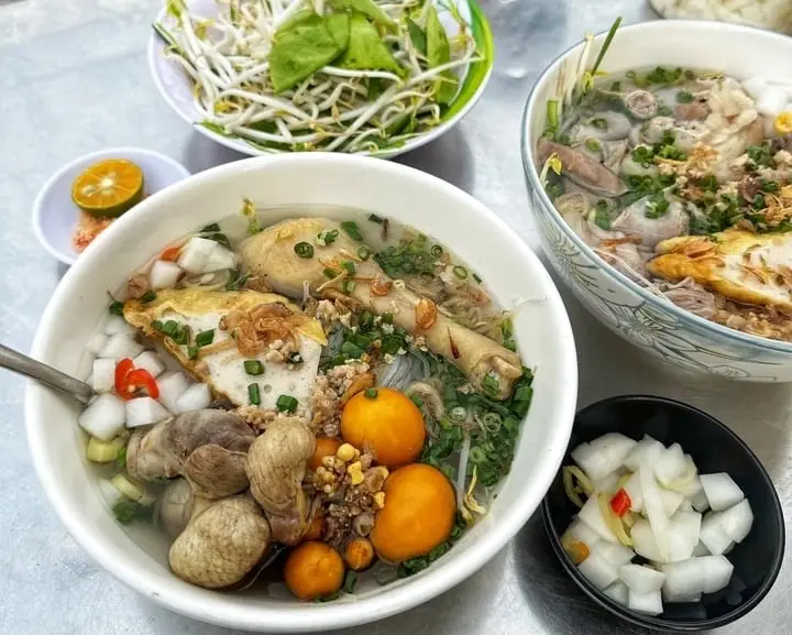 Hình ảnh 9  :  Hủ tíu gà trứng non