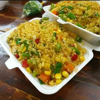 Hình ảnh Cơm rang thập cẩm
