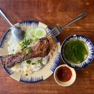 Hình ảnh cơm sườn cọng