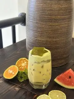 Hình ảnh Oolong sữa dứa