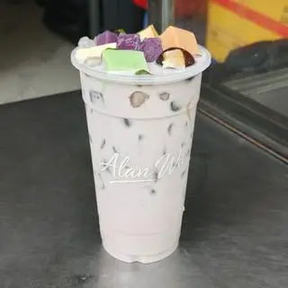 Hình ảnh Trà sữa khoai môn full topping