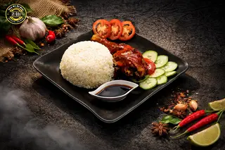 Hình ảnh Cơm trắng gà nướng tiêu đen