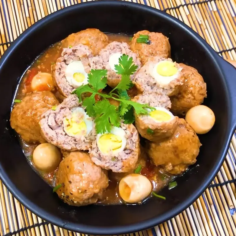 Hình ảnh Cơm+Xíu Mại sốt cà