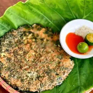 Hình ảnh Trứng rán ngải cứu