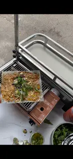 Hình ảnh Bánh tráng nướng mắm ruốc
