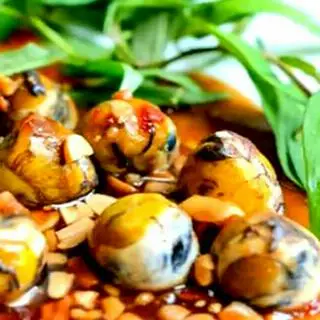 Hình ảnh Trứng Cút Lộn Xào Me