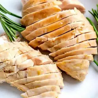 Hình ảnh Ức gà luộc - 200g