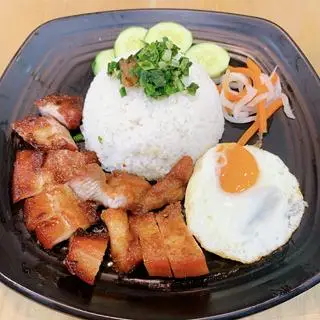 Hình ảnh Cơm tấm Nạc Giòn Trứng