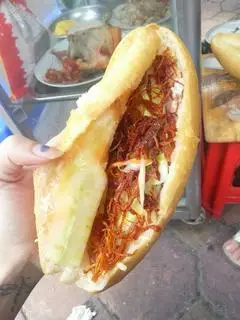 Hình ảnh Bánh mì trứng bò khô