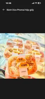 Hình ảnh Bánh dừa phô mai hộp giấy