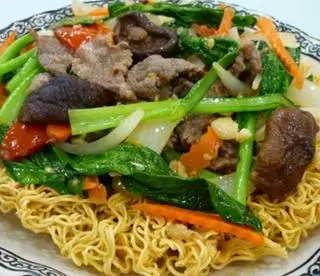 Hình ảnh mì xào bò