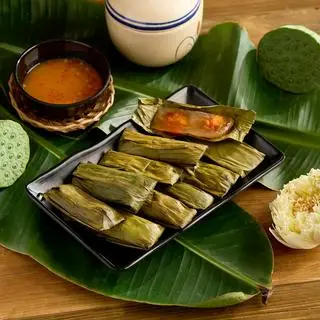 Hình ảnh Bánh Bột Lọc Lá (10 chiếc lớn)