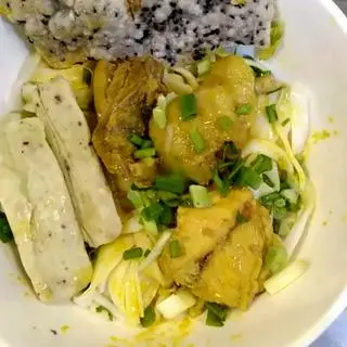 Hình ảnh Mì Quảng Gà + Chả