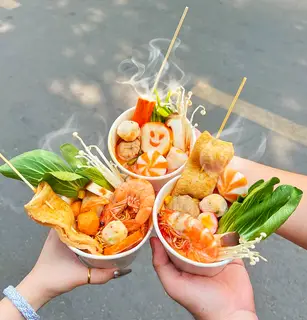 Hình ảnh Lẩu ly thập cẩm full topping (lẩu thái)