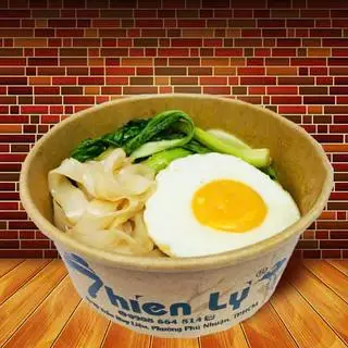 Hình ảnh Hủ tíu xào rau và trứng