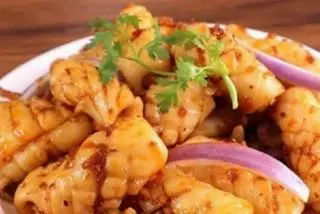 Hình ảnh Cơm Mực Xào Sa Tế