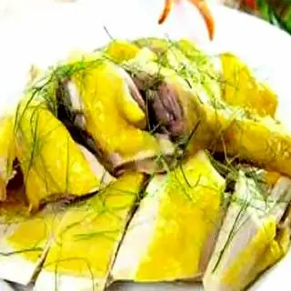 Hình ảnh Gà hấp lá chanh nửa con