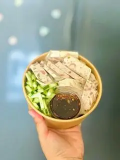 Hình ảnh Bún chả da ớt xiêm xanh nước tương