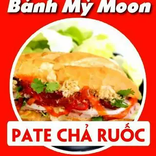 Hình ảnh Bánh mỳ nem lụi nướng