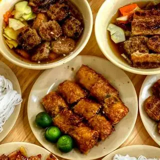 Hình ảnh Bún nem tôm bề bề