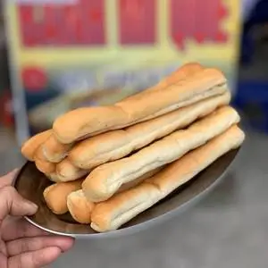 Hình ảnh Bánh mì que Bơ Sữa