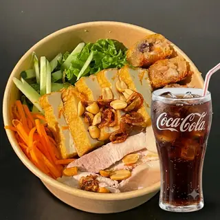 Hình ảnh Bún nước tương thịt luộc - 1 ly Coca 