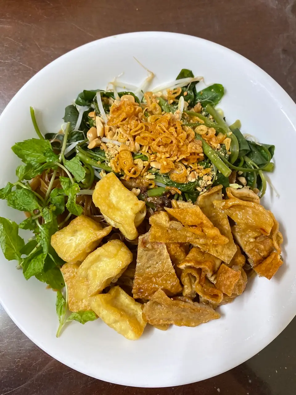 Hình ảnh Bánh đa trộn chả cá