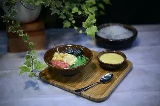 Hình ảnh Chè sen sữa sầu riêng