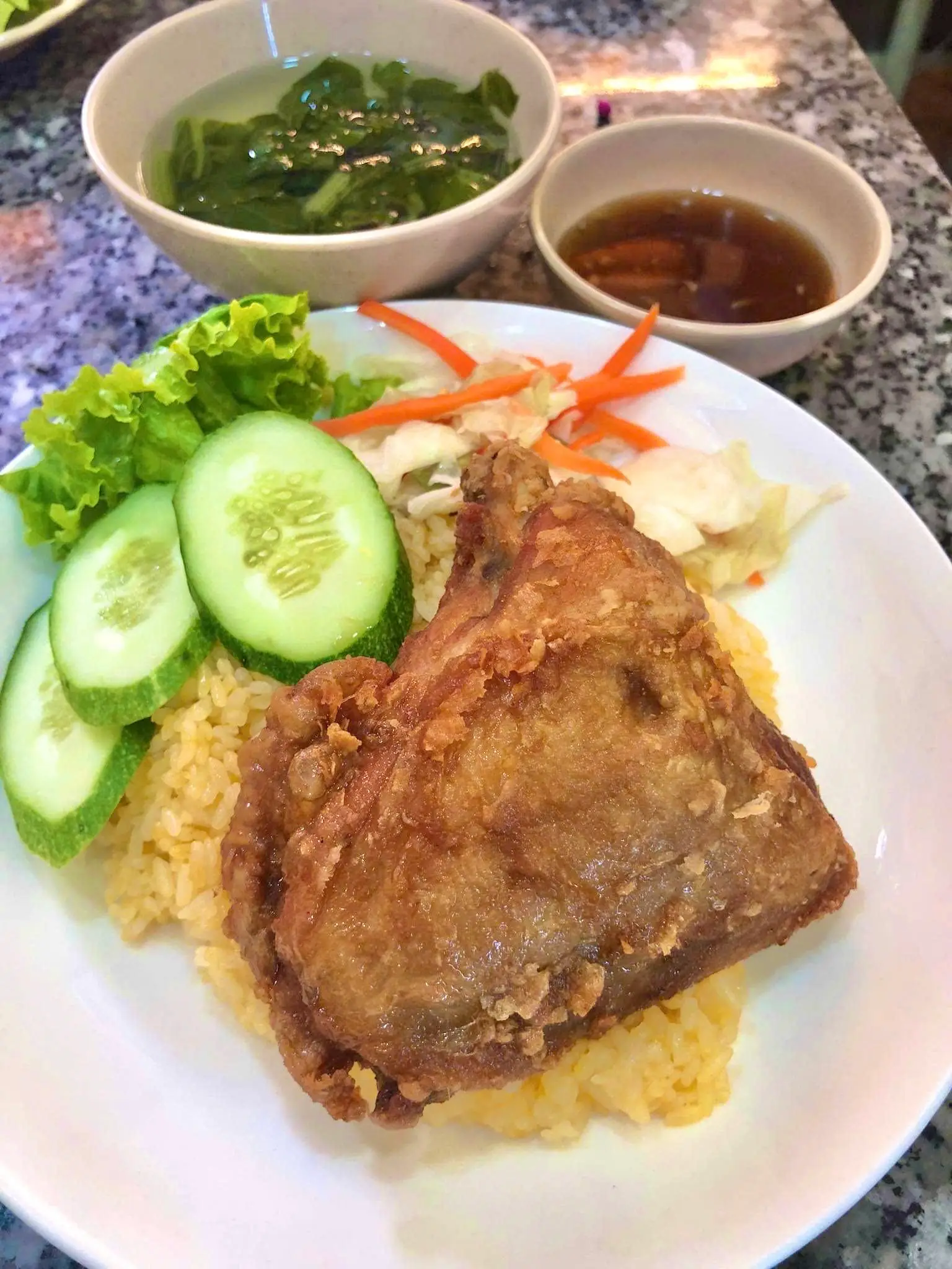Hình ảnh Cơm má gà