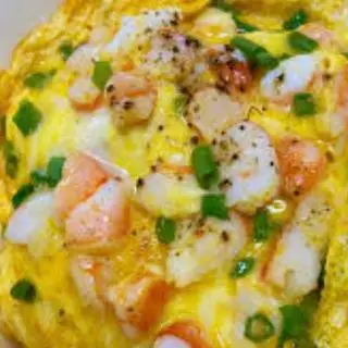 Hình ảnh Cơm tôm phủ trứng