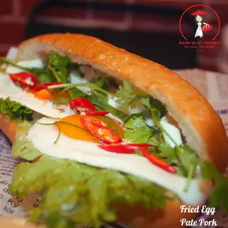 Hình ảnh Bánh mì trứng pate - Fried Egg Pate Pork