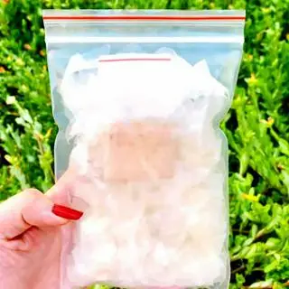 Hình ảnh Bánh tráng phơi sương muối sặc tắc