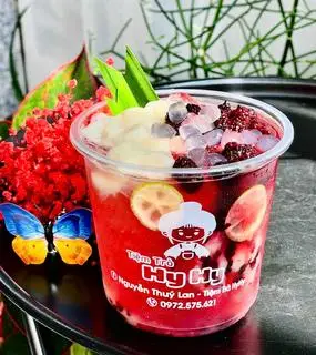 Hình ảnh Trà Dâu Mãng Cầu