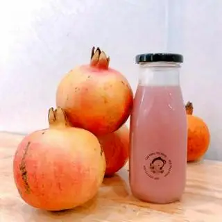 Hình ảnh Nước Ép Lựu - Chai Thuỷ Tinh 330ml