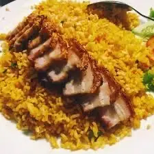 Hình ảnh cơm ba rọi chiên