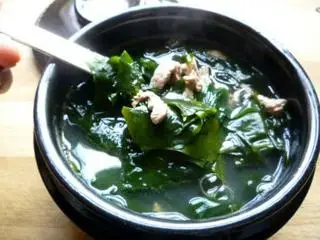 Hình ảnh Canh rong biển + cơm